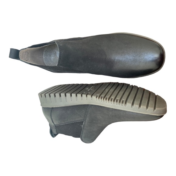 Dansko New Women’s Louisa Bootie Black Leather size 38 - Picture 6 of 12